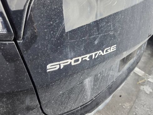 Used 2024 Kia Sportage SX FWD image 11