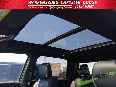 New 2026 RAM 1500 Laramie w/ Laramie Southwest Edition AWD/4WD image 27