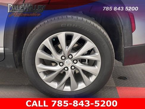 Used 2025 Buick Enclave Preferred image 25