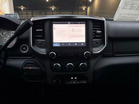 Used 2024 RAM 3500 Big Horn image 25