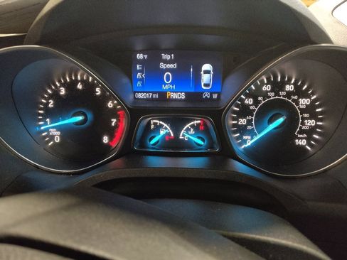 Used 2017 Ford Escape Titanium image 23