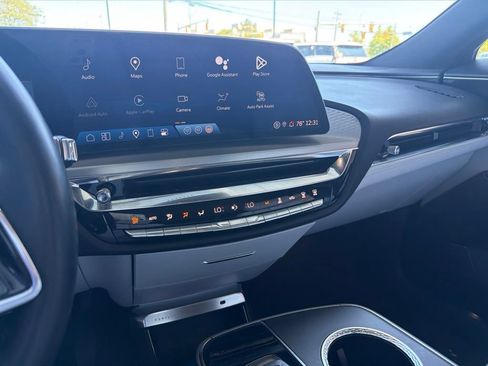 Certified 2024 Cadillac Lyriq Sport AWD/4WD image 6