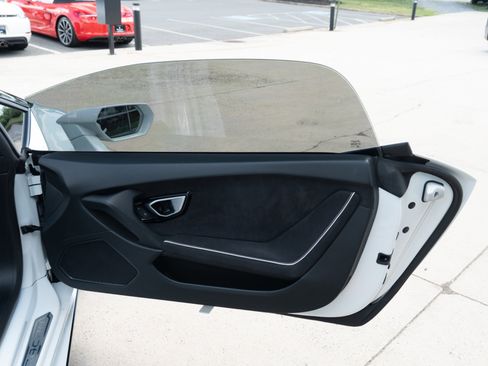 Used 2020 Lamborghini Huracan EVO AWD/4WD image 17