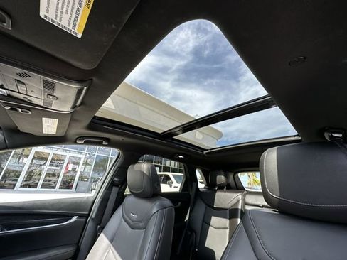 Certified 2023 Cadillac XT5 Premium Luxury w/ LPO, Floor Liner Package FWD image 29