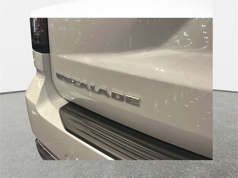 New 2026 Cadillac Escalade ESV Luxury w/ LPO, Radiant Package image 7