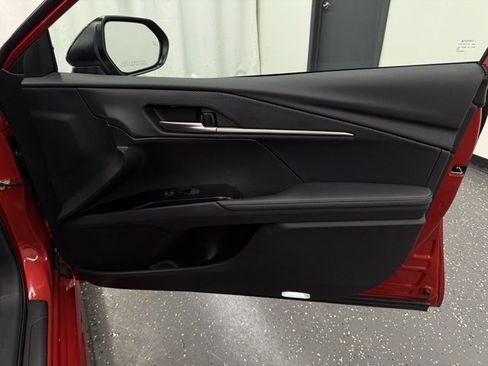 Used 2026 Toyota Camry XSE image 7