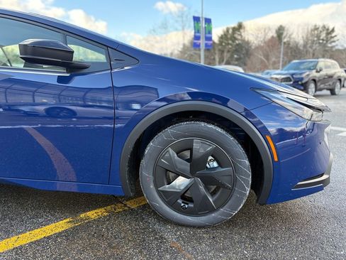 New 2026 Toyota Prius Plug-In Hybrid image 10