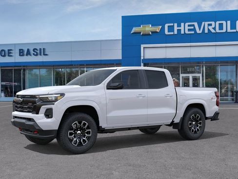 New 2026 Chevrolet Colorado Z71 w/ Technology Package AWD/4WD image 2