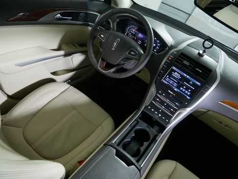 Used 2014 Lincoln MKZ AWD w/ Equipment Group 102A Reserve image 9