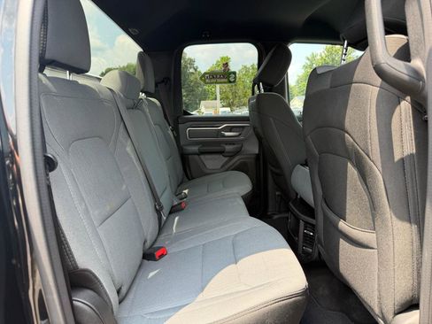 Used 2021 RAM 1500 Big Horn AWD/4WD image 19