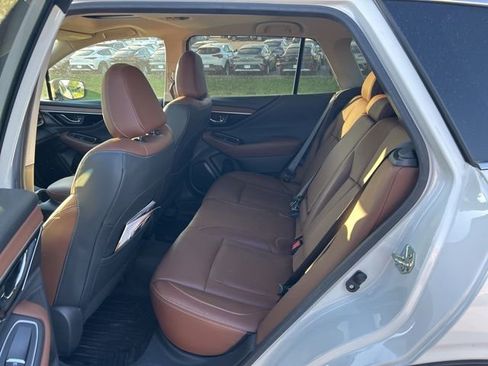 Used 2020 Subaru Outback Touring XT AWD/4WD image 10