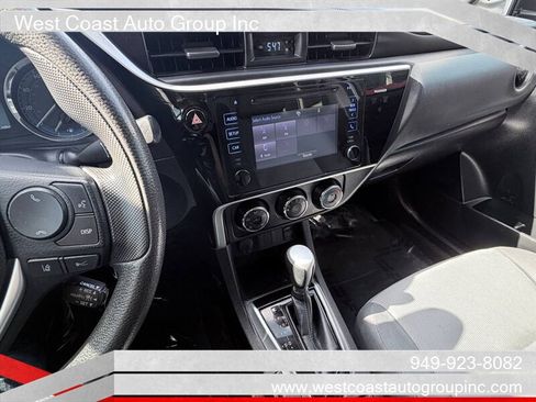 Used 2017 Toyota Corolla L w/ Carpet Mat Package (TMS) FWD image 10