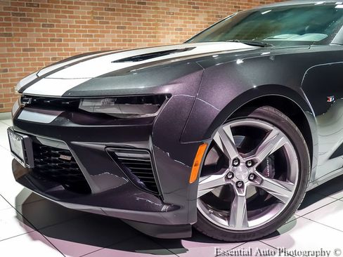 Used 2016 Chevrolet Camaro SS RWD image 3