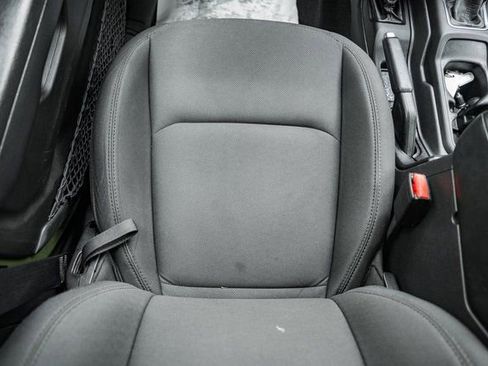 Used 2022 Jeep Wrangler Unlimited Sport image 40