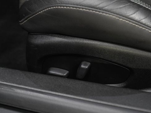Used 2019 Chevrolet Camaro SS RWD image 19