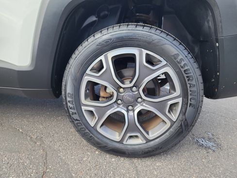 Used 2018 Jeep Renegade Limited w/ Safety & Security Group image 29