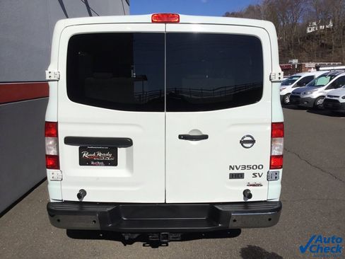 Used 2015 Nissan NV 3500 SV w/ Technology Package image 9