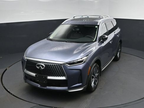 Certified 2026 INFINITI QX60 Luxe w/ Cargo Package FWD image 30
