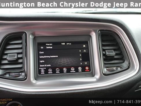 Used 2019 Dodge Challenger SXT image 25