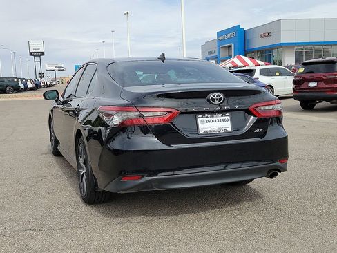 Used 2021 Toyota Camry XLE FWD image 8