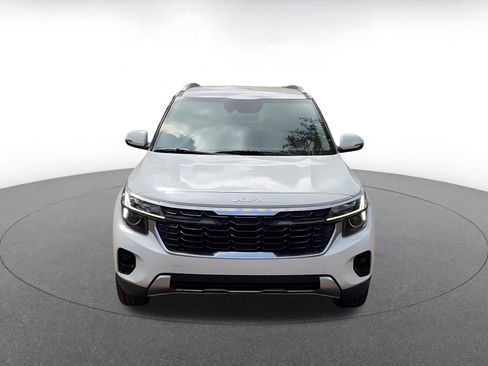 Used 2025 Kia Seltos S image 4