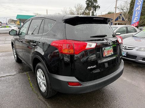 Used 2015 Toyota RAV4 LE image 6