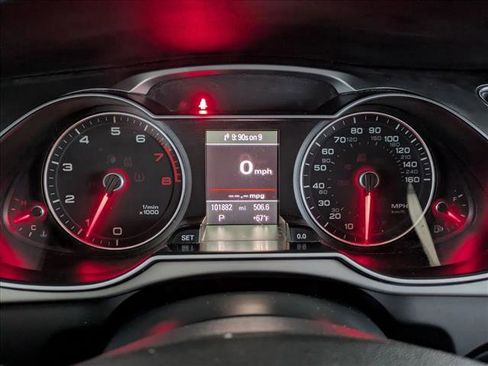 Used 2013 Audi A4 2.0T Premium image 11