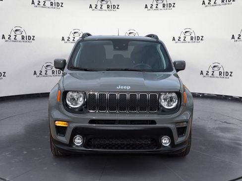 Used 2021 Jeep Renegade Latitude image 2