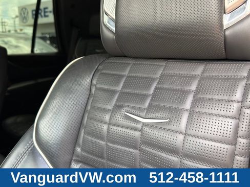 Used 2023 Cadillac Escalade Sport Platinum AWD/4WD image 14