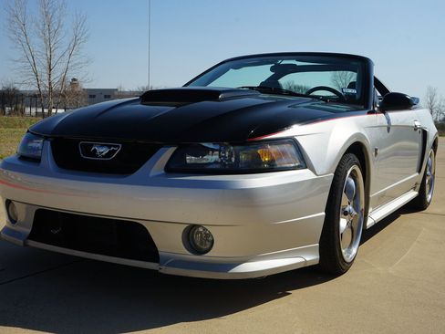 Used 2003 Ford Mustang GT image 3