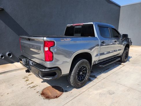 Used 2020 Chevrolet Silverado 1500 LT Trail Boss image 3