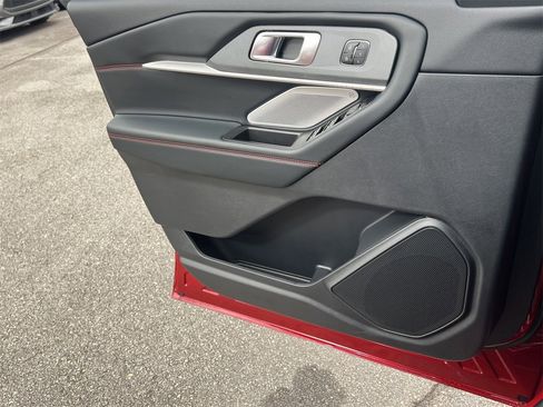New 2026 Ford Explorer ST w/ Sun And Sound Package image 17