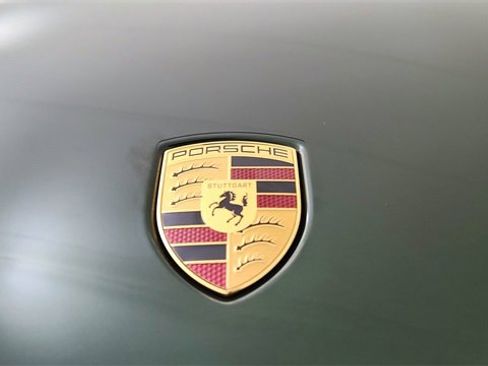 Used 2025 Porsche Macan 4S Electric image 16