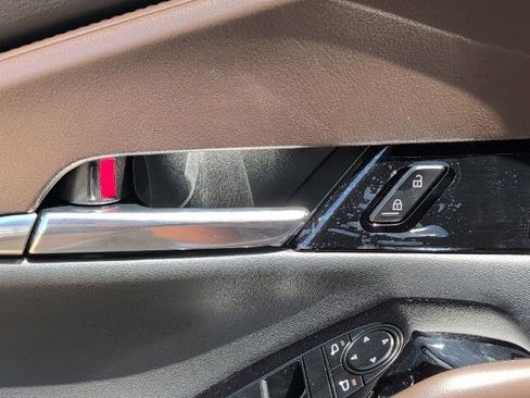 Used 2025 MAZDA CX-30 AWD 2.5 S w/ Premium Package image 22