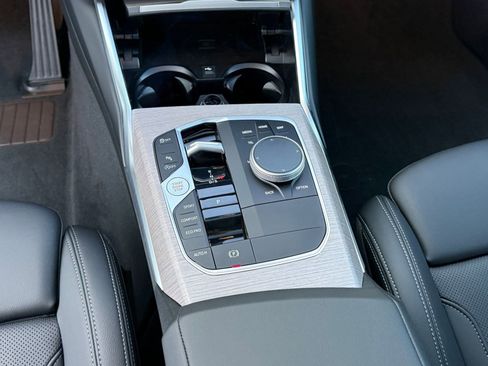 Used 2026 BMW 330i Sedan w/ Convenience Package image 17