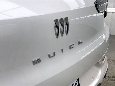 Certified 2025 Buick Encore GX Avenir w/ Avenir Technology Package image 32
