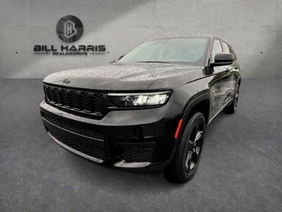 Used 2023 Jeep Grand Cherokee L Laredo