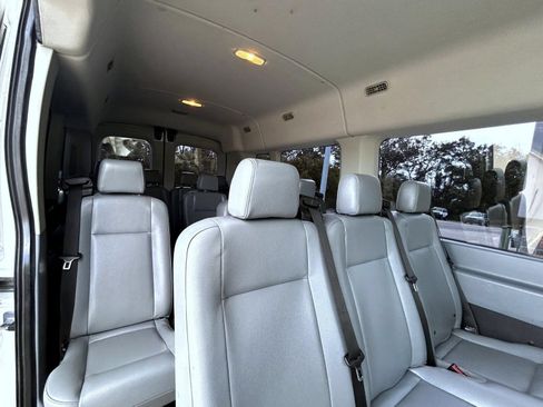 Used 2018 Ford Transit 350 XL RWD image 18
