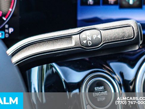 Used 2025 Mercedes-Benz GLA 250 image 34