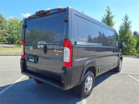 Used 2021 RAM ProMaster 2500 w/ Convenience Group image 8