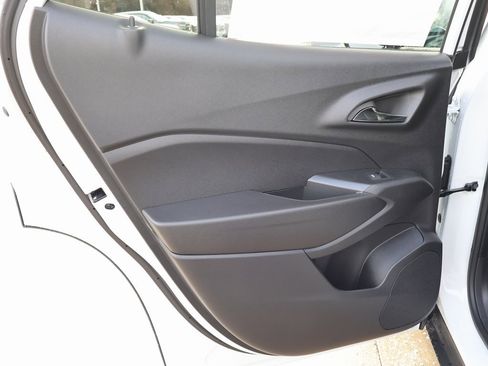 New 2026 Chevrolet Trax LT image 24