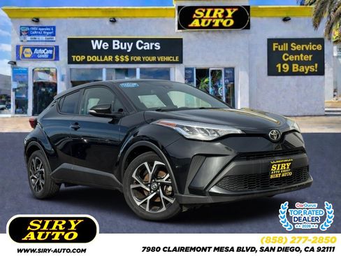 Used 2020 Toyota C-HR XLE FWD image 1