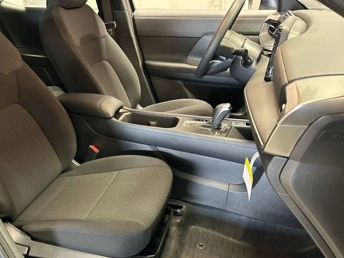 New 2025 Nissan Kicks S image 10