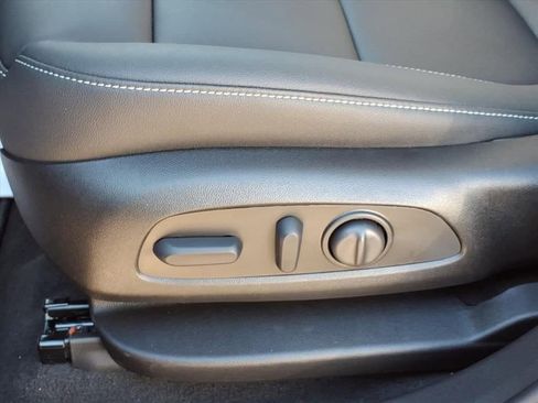 New 2026 Chevrolet Blazer LT image 12