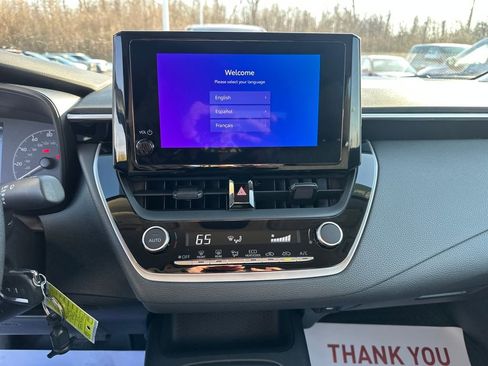 Used 2024 Toyota Corolla LE image 23