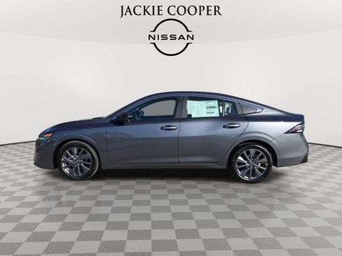 New 2026 Nissan Sentra SL w/ Floor Mat Package FWD image 2