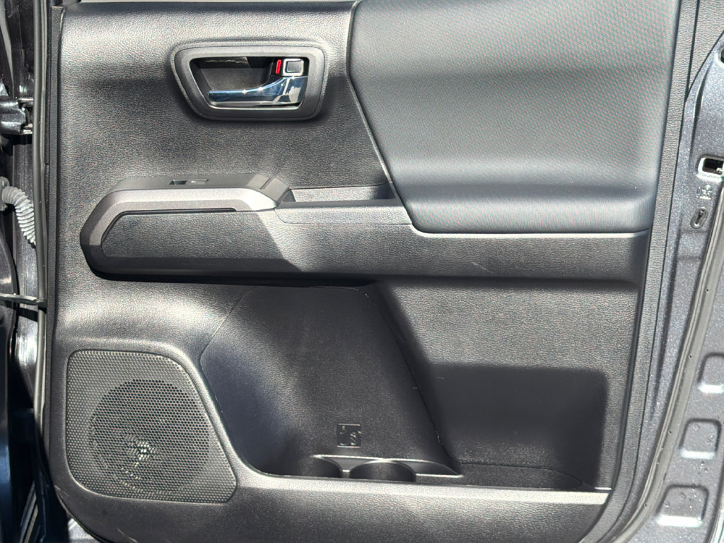 Used 2023 Toyota Tacoma TRD Sport RWD image 16