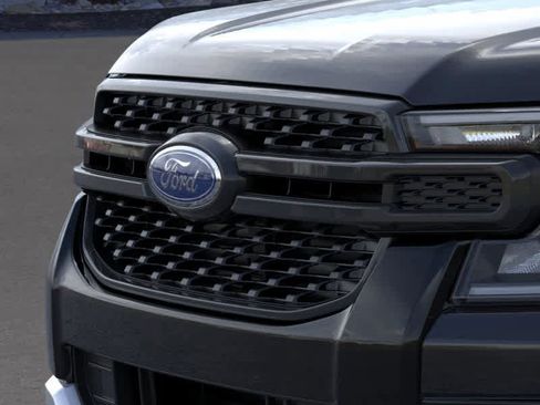 New 2026 Ford Ranger XLT w/ FX4 Off-Road Package AWD/4WD image 17