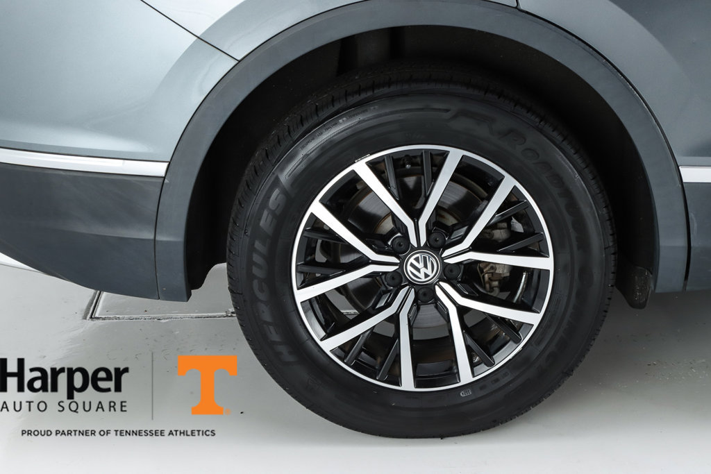 Used 2021 Volkswagen Tiguan SE FWD image 50