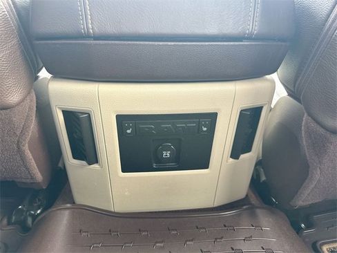 Used 2017 RAM 1500 Laramie Longhorn image 23